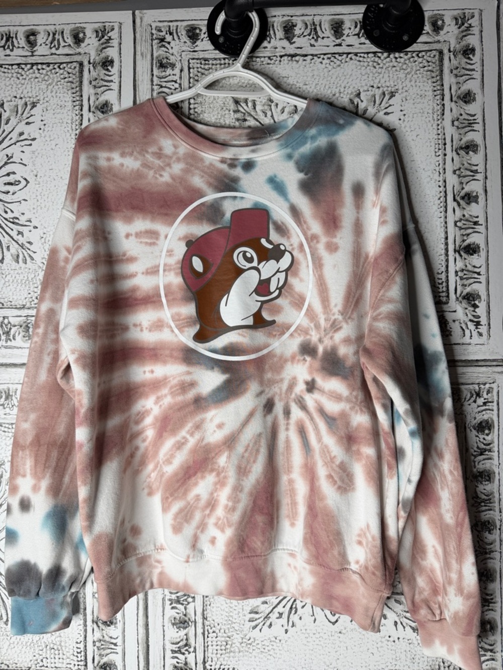 Tie-Dye Beaver Graphic Sweater - Pink/Blue